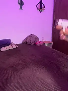 pepsicolacouple online show from 11.04.25