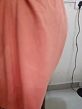 Snapshot of milf-kaira chatting on 12.05.24 milf-kaira online show from 12.05.24