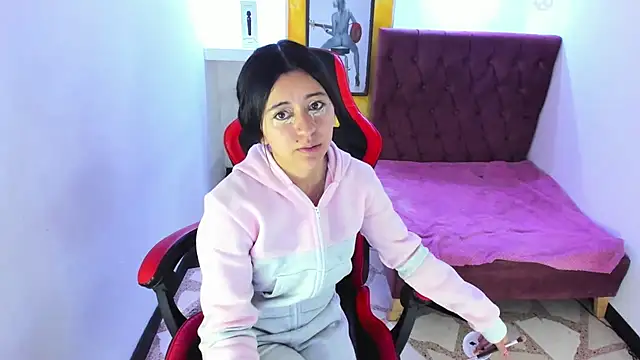 zoe connor19 online show from 11.05.25