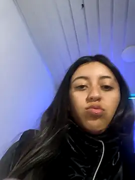 zoe connor19 online show from 11.20.25