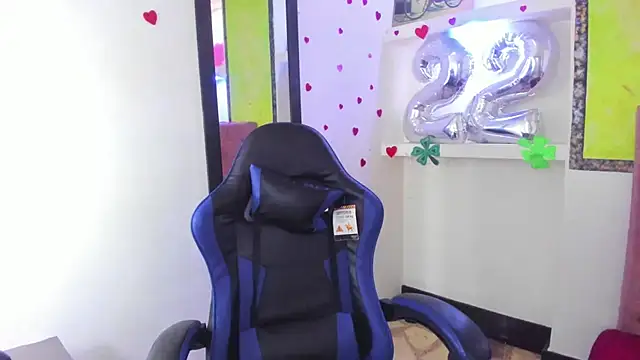 zoe connor19 online show from 04.14.26