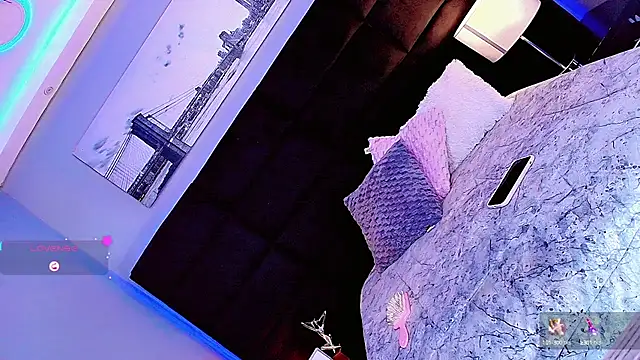 Snapshot of Shanelengel chatting on 03.21.25 Shanelengel online show from 03.21.25