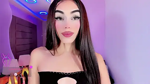 Snapshot of Shanelengel chatting on 11.05.25 Shanelengel online show from 11.05.25