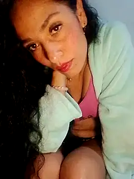 chloewildd  online show from 12.12.24