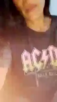 chloewildd  online show from 02.08.25