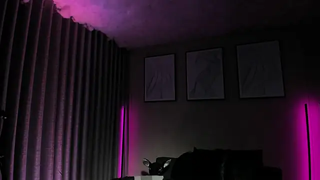 Morgan Hilll  online show from 02.12.26