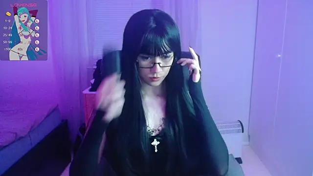 Snapshot of lewd_pillows chatting on 01.29.25 lewd pillows online show from 01.29.25