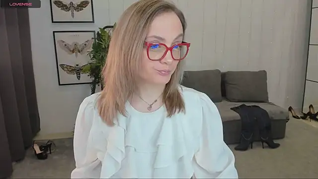 AdelaideRosabel online show from 12.05.24