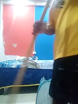 Tu papi 69  online show from 10.26.25