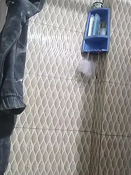 Tu papi 69  online show from 11.20.25