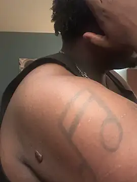 Snapshot of BigBossaNova69 chatting on 11.13.25 BigBossaNova69 online show from 11.13.25