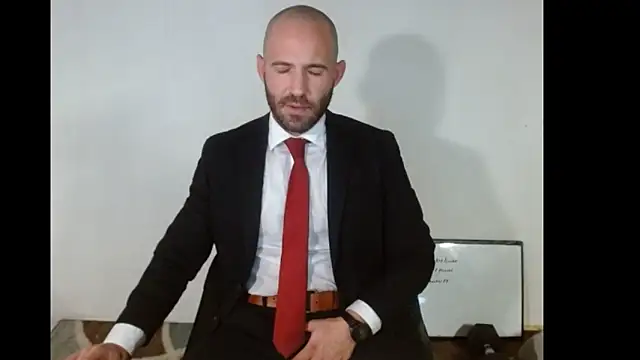 Snapshot of TheNakedPreacher chatting on 01.22.25 TheNakedPreacher online show from 01.22.25