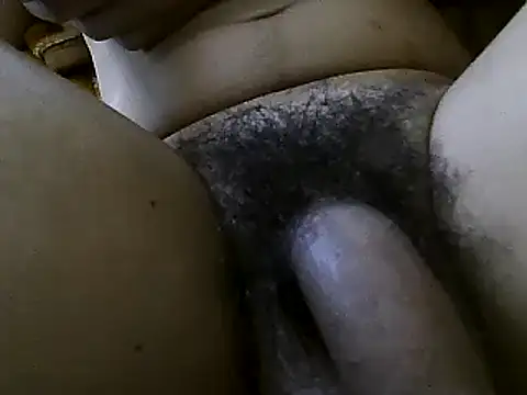 Snapshot of sexyguy1231 chatting on 03.19.25 sexyguy1231 online show from 03.19.25