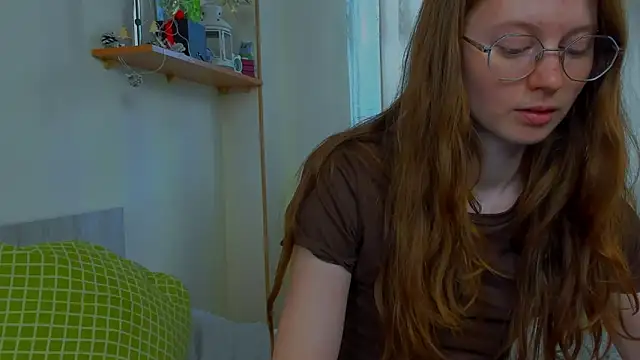 Fire Luna online show from 03.25.26