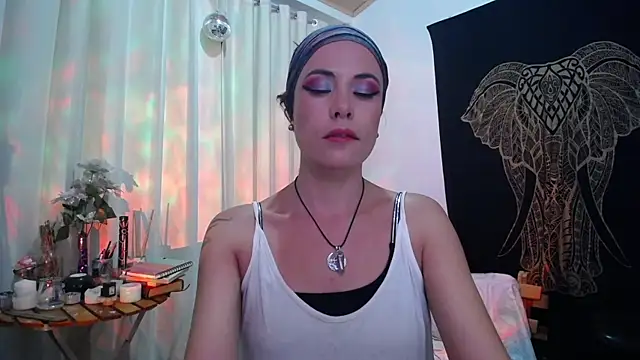 Snapshot of AmaRiv chatting on 01.29.25 AmaRiv online show from 01.29.25