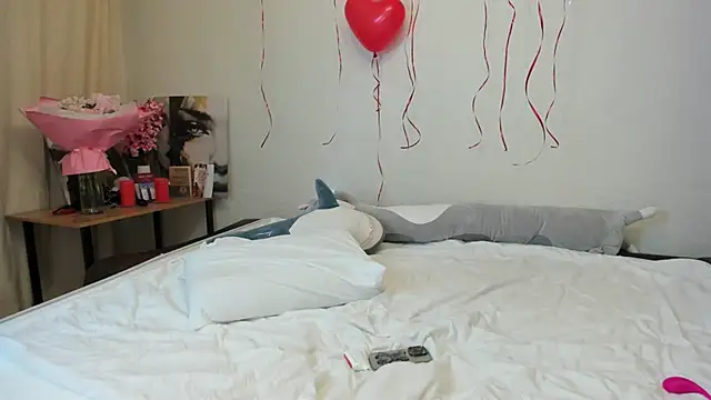 Shadow Dance online show from 02.15.25