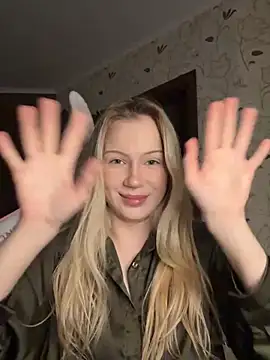 Snapshot of AnnAbbey chatting on 01.31.25 AnnAbbey online show from 01.31.25