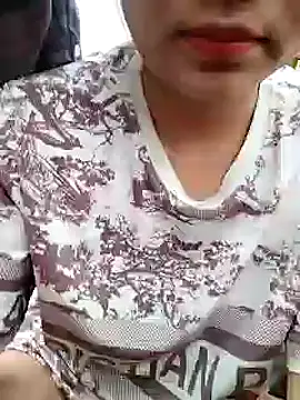 Snapshot of Betty20zx chatting on 12.24.24 Betty20zx online show from 12.24.24