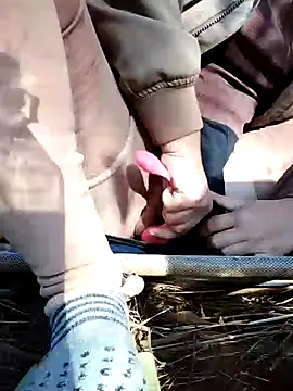 Snapshot of Betty20zx chatting on 12.30.24 Betty20zx online show from 12.30.24