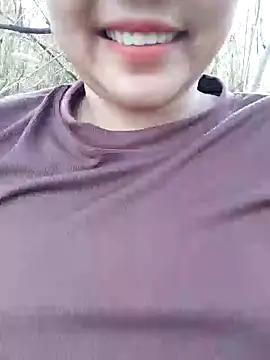 Snapshot of Betty20zx chatting on 12.30.24 Betty20zx online show from 12.30.24