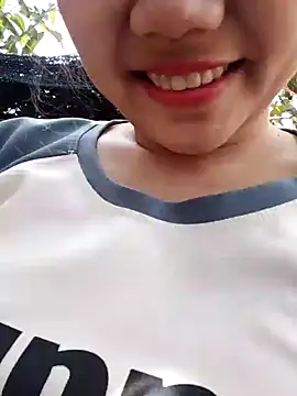 Snapshot of Betty20zx chatting on 01.21.25 Betty20zx online show from 01.21.25