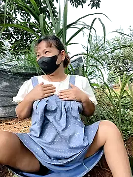 Snapshot of Betty20zx chatting on 09.14.25 Betty20zx online show from 09.14.25