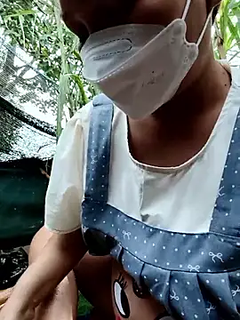 Snapshot of Betty20zx chatting on 11.01.25 Betty20zx online show from 11.01.25