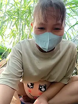 Snapshot of Betty20zx chatting on 11.08.25 Betty20zx online show from 11.08.25