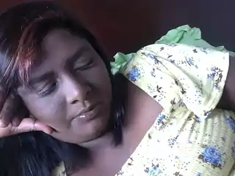 Snapshot of INDIANSIN2 chatting on 01.08.25 INDIANSIN2 online show from 01.08.25