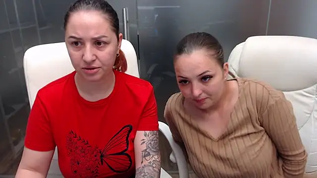 Snapshot of Amy--Samy chatting on 03.11.25 Amy--Samy online show from 03.11.25
