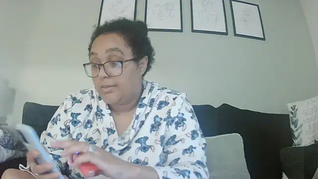 vanilla chocolate23 online show from 11.15.25