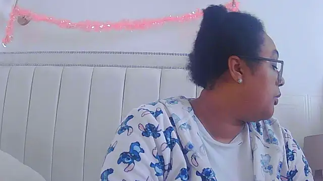 vanilla chocolate23 online show from 11.17.25