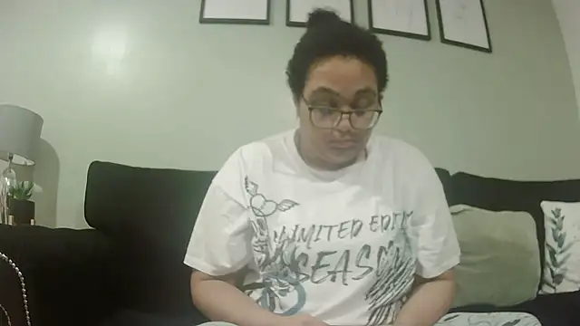 vanilla chocolate23 online show from 01.08.26