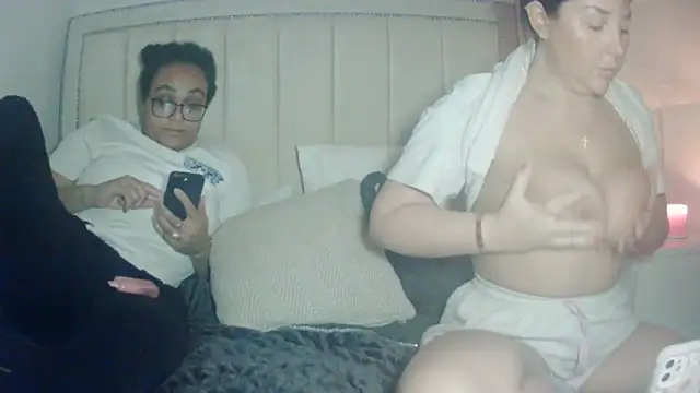 vanilla chocolate23 online show from 01.31.26