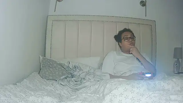 vanilla chocolate23 online show from 02.21.26