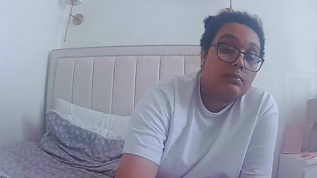 vanilla chocolate23 online show from 03.18.26