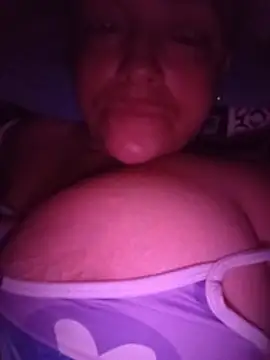 Snapshot of Zamara_milf chatting on 07.19.26 Zamara milf online show from 07.19.26