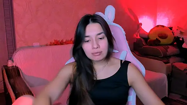 Swee Alicee online show from 11.20.25