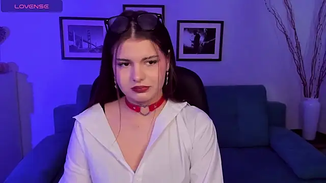 AdeliaKiss online show from 02.26.25