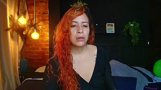Snapshot of sahra_taylor_ chatting on 05.21.26 sahra taylor online show from 05.21.26