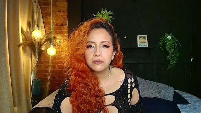 Snapshot of sahra_taylor_ chatting on 05.28.26 sahra taylor online show from 05.28.26