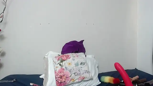 Nicol Love0 online show from 01.23.25