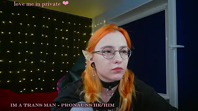 Snapshot of Honelin chatting on 01.31.25 Honelin online show from 01.31.25