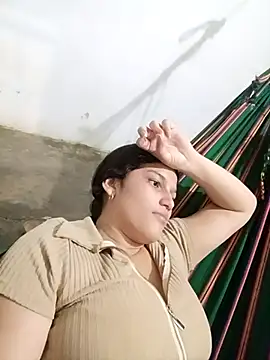 girl milk1 online show from 09.30.25