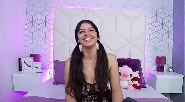 MadelineBeckert online show from 03.11.25