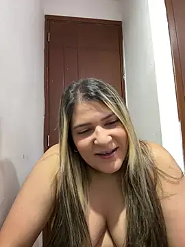 shantal smith9 online show from 10.16.25