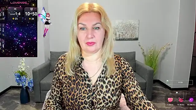 Lili Crossi online show from 11.14.25