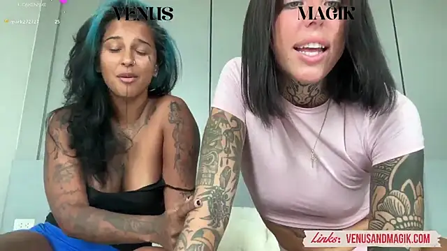 Snapshot of venus-magik chatting on 10.14.25 venus-magik online show from 10.14.25