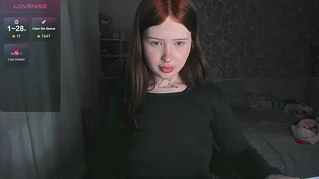 kate8ketee8 online show from 10.30.25