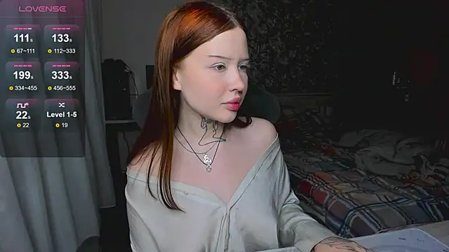 kate8ketee8 online show from 12.15.25